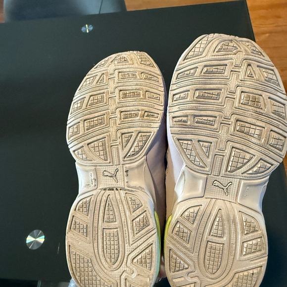 Puma Kids Sneakers in Lavender and Lime - Picture 4 of 4
